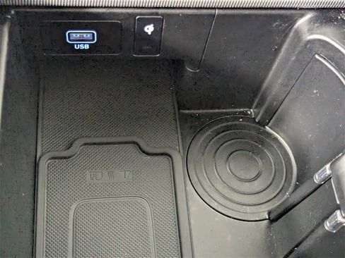 Used 2021 Hyundai Palisade SEL w/ Premium Package image 20