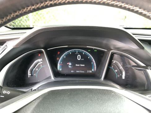 Used 2017 Honda Civic Touring image 30