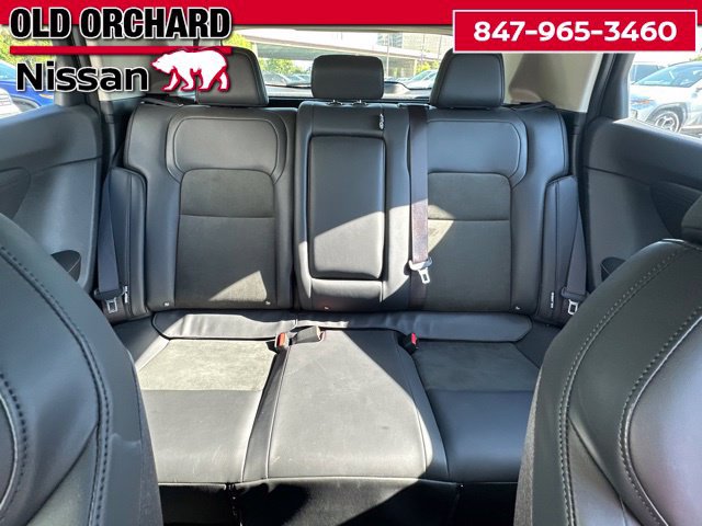 Used 2023 Nissan Ariya AWD image 11