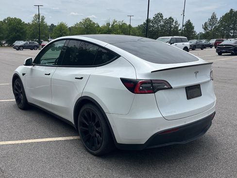 Used 2021 Tesla Model Y 2WD image 6
