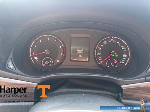 Used 2022 Volkswagen Passat 2.0T image 15