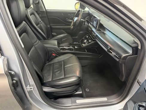 Used 2021 Lincoln Corsair AWD image 38
