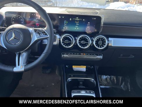 New 2026 Mercedes-Benz GLB 250 GLB 250 image 15