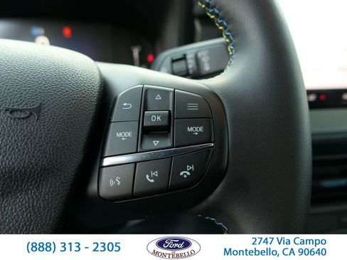 Used 2025 Ford Maverick Lobo image 18