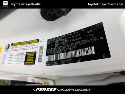 Used 2022 Toyota Highlander L FWD image 8