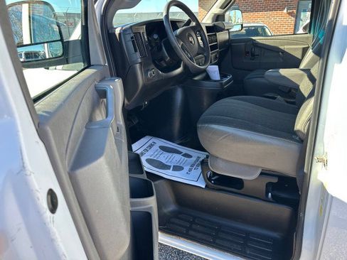 Used 2020 Chevrolet Express 2500 w/ Driver Convenience Package image 16