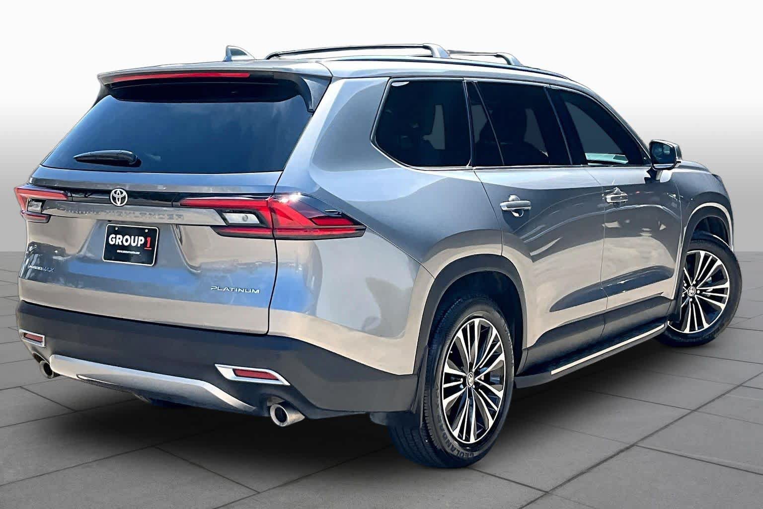 Used 2026 Toyota Grand Highlander AWD Hybrid image 13