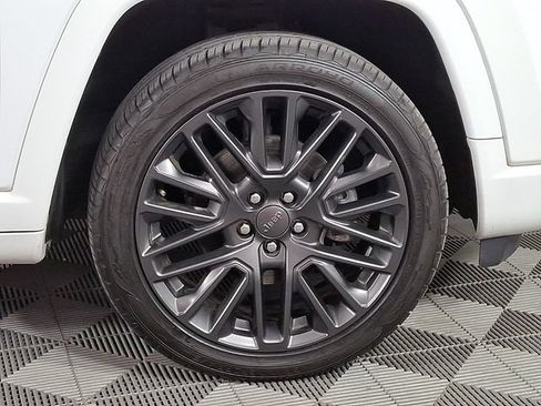 Used 2022 Jeep Compass High Altitude AWD/4WD image 11