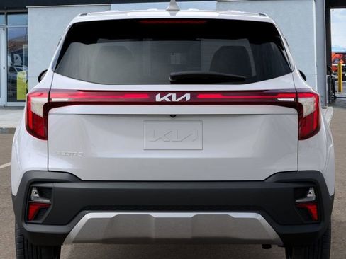 New 2026 Kia Seltos LX image 13
