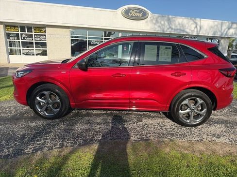 Used 2023 Ford Escape ST-Line w/ Tech Pack #1 AWD/4WD image 5