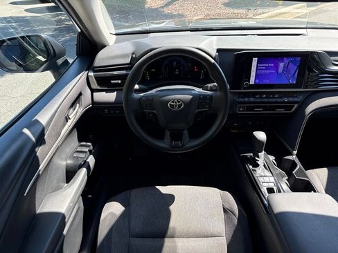 Used 2025 Toyota Camry LE FWD image 33