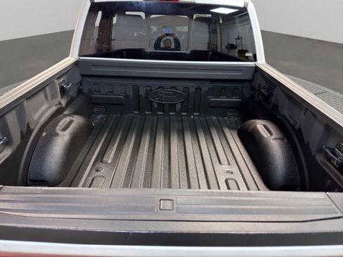 Used 2022 Ford F150 Lightning Lariat w/ Tow Technology Package image 18