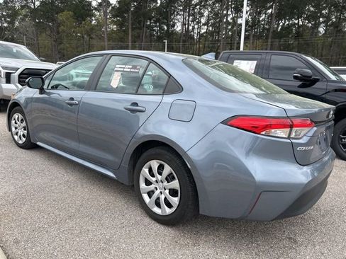 Used 2024 Toyota Corolla LE image 4
