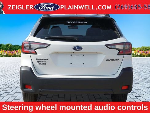 Used 2025 Subaru Outback Onyx Edition AWD/4WD image 5