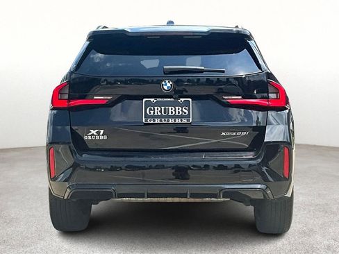 Used 2024 BMW X1 xDrive28i w/ M Sport Package image 6