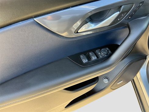 Used 2024 Chevrolet Blazer RS w/ Driver Confidence II Package image 18