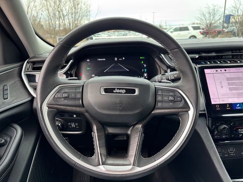 Used 2024 Jeep Grand Cherokee Limited 4xe image 22