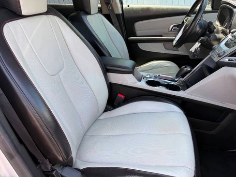 Used 2017 GMC Terrain SLT w/ Driver Alert Package I FWD image 9