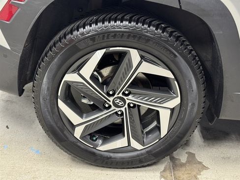 Used 2022 Hyundai Tucson Limited w/ Cargo Package AWD/4WD image 9