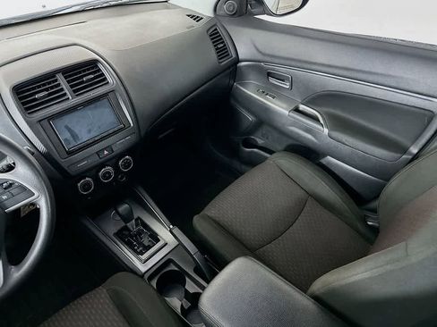 Used 2019 Mitsubishi Outlander Sport ES image 11