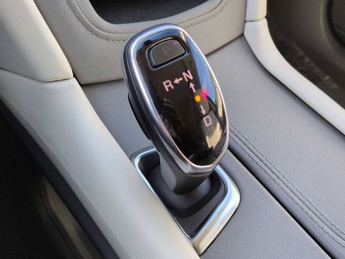 Used 2019 Cadillac XT5 Luxury image 33