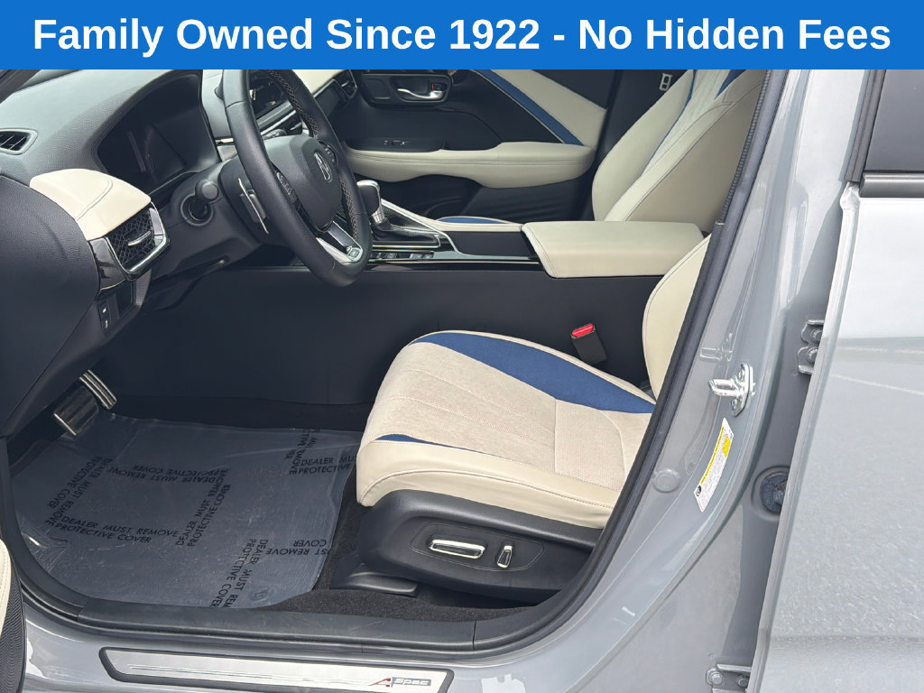 Used 2025 Acura ADX A-Spec FWD image 9