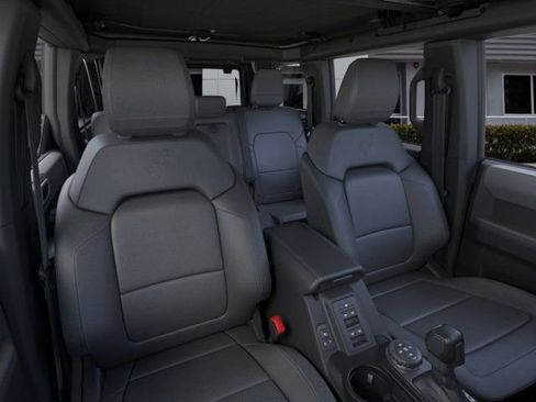 New 2025 Ford Bronco Big Bend w/ Black Diamond Package AWD/4WD image 10