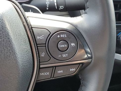 Used 2024 Toyota Camry SE image 24