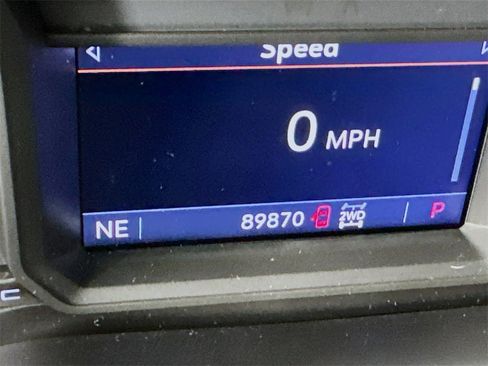 Used 2020 GMC Sierra 1500 SLE w/ SLE Value Package image 12