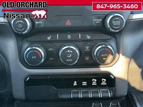 Used 2019 RAM 1500 Big Horn AWD/4WD image 16