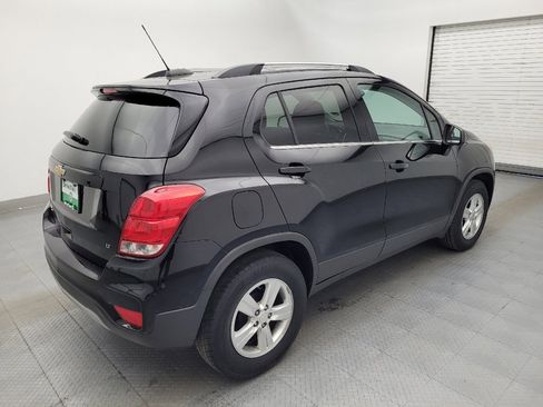 Used 2017 Chevrolet Trax LT FWD image 10