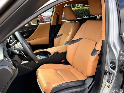 Used 2023 Lexus ES 350 w/ Premium Package image 7