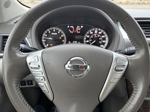 Used 2013 Nissan Sentra SL w/ Premium Pkg FWD image 30