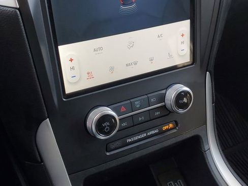 Certified 2024 Ford Edge SEL w/ Convenience Package image 21