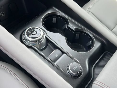 New 2026 Ford Explorer Active w/ Active Comfort Package RWD image 18