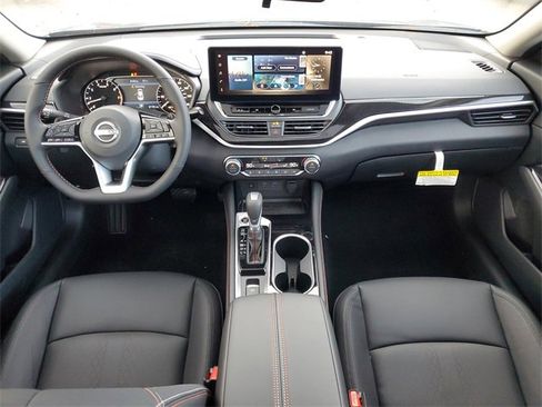 New 2025 Nissan Altima 2.5 SR w/ SR Premium Package image 29