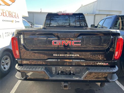 Used 2023 GMC Sierra 2500 AT4 w/ Gooseneck/5TH Wheel Package image 6