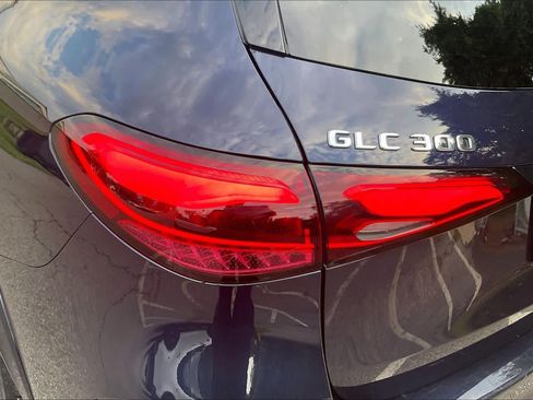 Used 2023 Mercedes-Benz GLC 300 4MATIC image 26