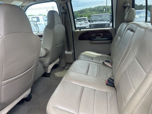 Used 2005 Ford F250 Lariat RWD image 39