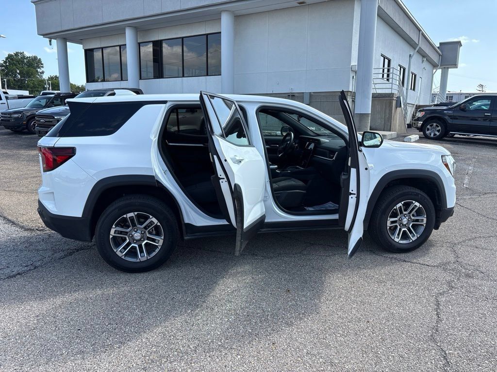 Used 2026 GMC Terrain Elevation AWD/4WD image 8