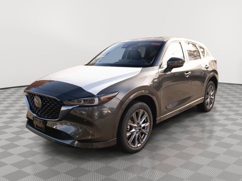 New 2025 MAZDA CX-5 AWD 2.5 S w/ Premium Plus Pkg image 3