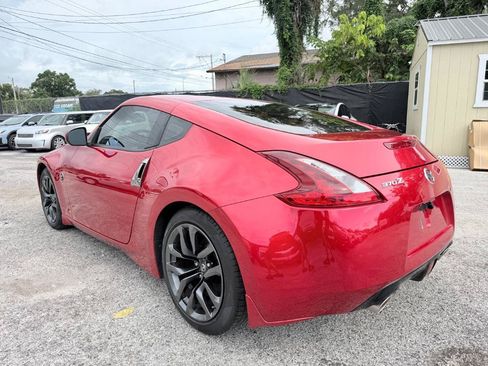 Used 2018 Nissan 370Z Coupe RWD image 7
