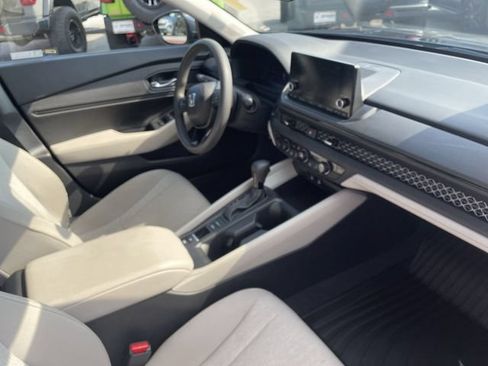 Certified 2024 Honda Accord EX image 35