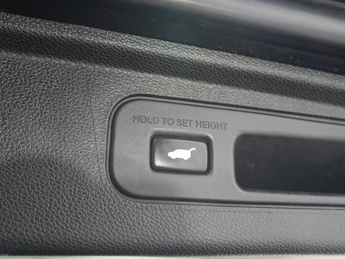 Used 2018 Honda Odyssey EX-L image 11