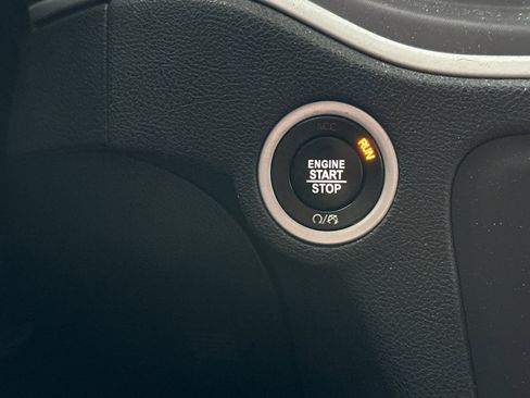 Used 2022 Dodge Charger SXT image 21