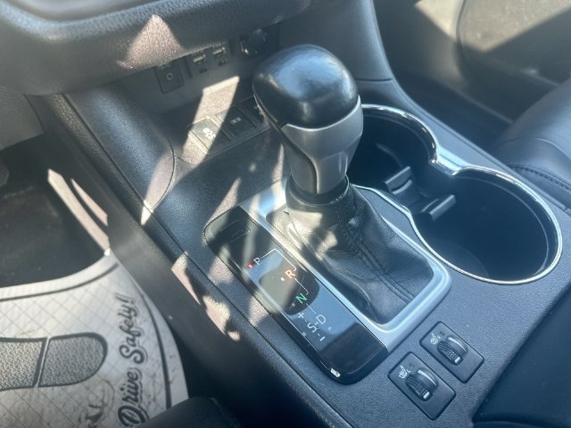 Used 2019 Toyota Highlander XLE AWD/4WD image 22