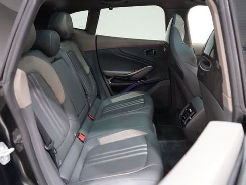 Used 2025 Aston Martin DBX 707 image 45