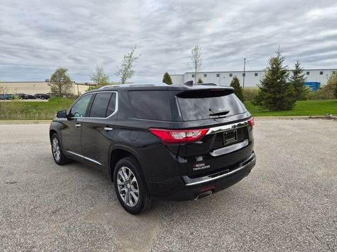 Used 2021 Chevrolet Traverse Premier FWD image 7
