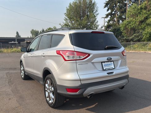 Used 2015 Ford Escape SE w/ Equipment Group 201A AWD/4WD image 29