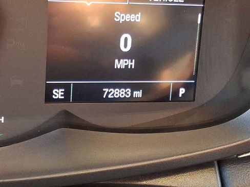 Certified 2019 Chevrolet Trax LT w/ LT Convenience Package image 18